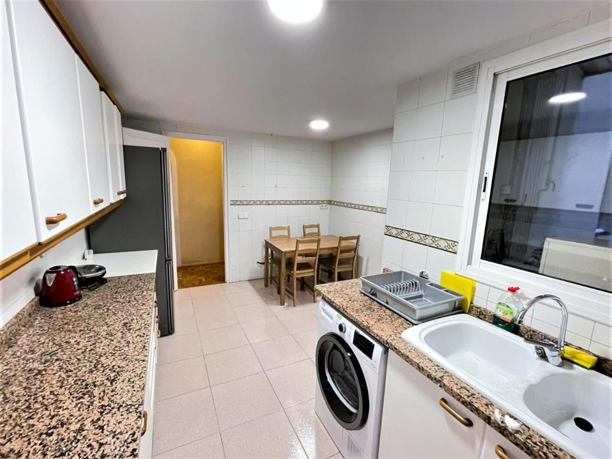 Villarroel Habitaciones Barcellona Esterno foto