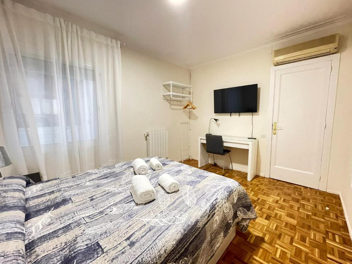 Villarroel Habitaciones Barcellona Esterno foto