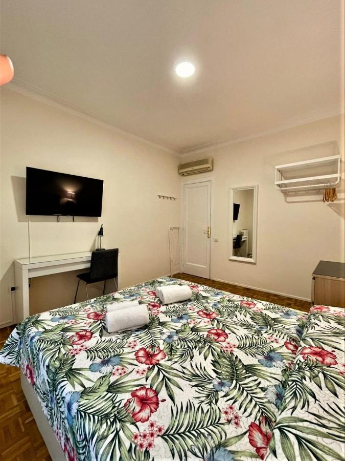 Villarroel Habitaciones Barcellona Esterno foto