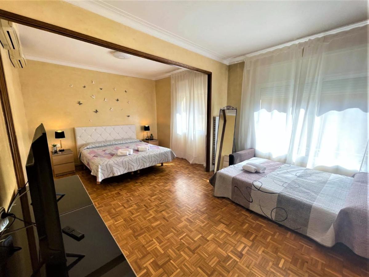 Villarroel Habitaciones Barcellona Esterno foto