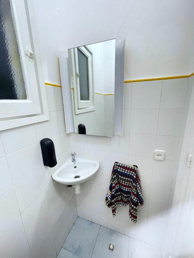 Villarroel Habitaciones Barcellona Esterno foto